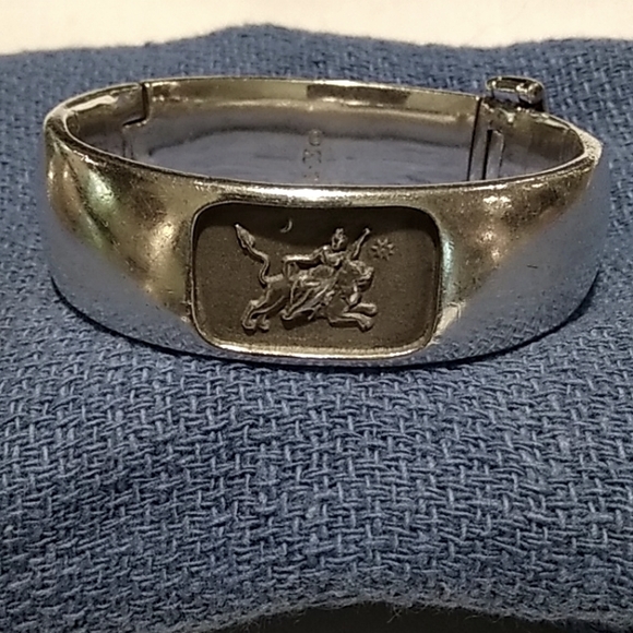 SLANE Jewelry - Slane and Slane sterling silver bracelet